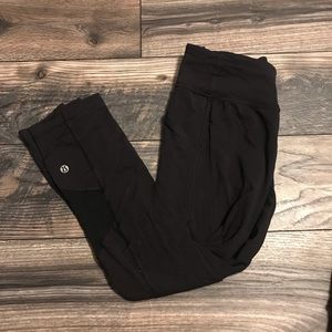 Black lululemon